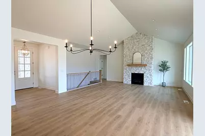 832 N Amy Way, Elk Ridge, UT 84651 - Photo 7