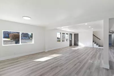 19 E North Canyon Rd, Bountiful, UT 84010 - Photo 7