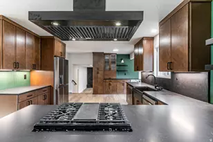 3269 E Germania Cir, Cottonwood Heights, UT 84093 - Photo 9