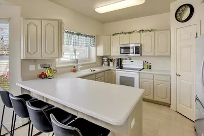 1450 S 400 E, Kaysville, UT 84037 - Photo 9