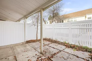 269 W Park Ln, Centerville, UT 84014 - Photo 29