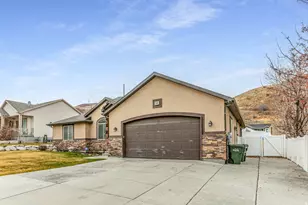 49 W Iron Rod Rd, Tooele, UT 84074 - Photo 3