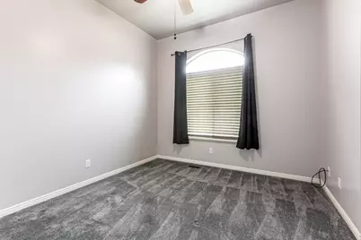 49 W Iron Rod Rd, Tooele, UT 84074 - Photo 13