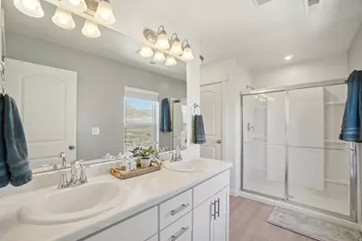 4453 E Hurstbourne Dr, Eagle Mountain, UT 84005 - Photo 19