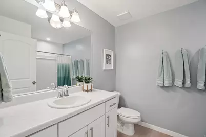 4453 E Hurstbourne Dr, Eagle Mountain, UT 84005 - Photo 25