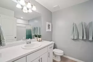 4453 E Hurstbourne Dr, Eagle Mountain, UT 84005 - Photo 25