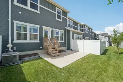 4453 E Hurstbourne Dr, Eagle Mountain, UT 84005 - Photo 37