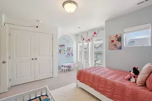 4453 E Hurstbourne Dr, Eagle Mountain, UT 84005 - Photo 23