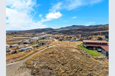 531 W Belle Dr, Garden City, UT 84028 - Photo 7