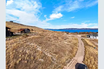 531 W Belle Dr, Garden City, UT 84028 - Photo 3