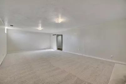 490 W 400 N, Orem, UT 84057 - Photo 19