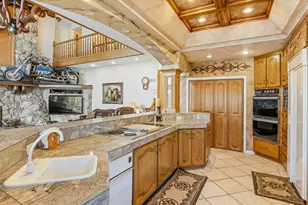 8585 S Mt Majestic Rd E, Sandy, UT 84093 - Photo 23