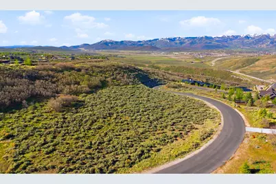 2562 E Canyon Gate Rd #1, Park City, UT 84098 - Photo 3