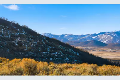 2562 E Canyon Gate Rd #1, Park City, UT 84098 - Photo 3