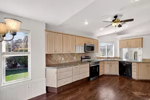 356 N Cactus Ln, Washington, UT 84780 - Photo 11