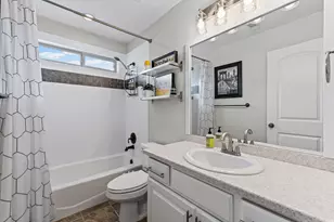 11942 S Waterhouse Ct W, Riverton, UT 84065 - Photo 27