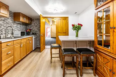 9650 S Buttonwood Dr, Sandy, UT 84092 - Photo 29