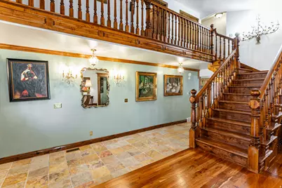 9650 S Buttonwood Dr, Sandy, UT 84092 - Photo 3