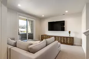 11691 N Shoreline Dr, Hideout, UT 84036 - Photo 27