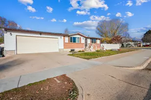 648 W 2200 N, Clinton, UT 84015 - Photo 17