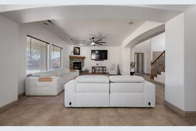 2553 S 2070 Cir E, Saint George, UT 84790 - Photo 11