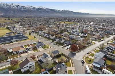 1683 N 250 W, Layton, UT 84041 - Photo 33