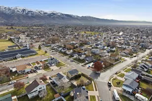 1683 N 250 W, Layton, UT 84041 - Photo 33