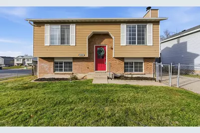 1683 N 250 W, Layton, UT 84041 - Photo 3