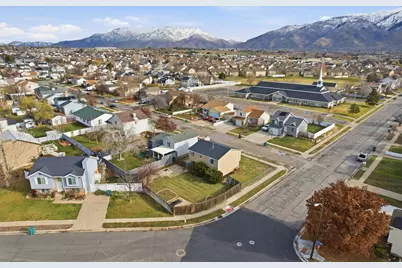 1683 N 250 W, Layton, UT 84041 - Photo 31