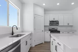 1563 E 960 N, Salem, UT 84653 - Photo 5