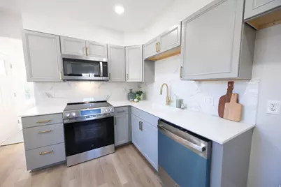 249 N Broadway St, Tooele, UT 84074 - Photo 9