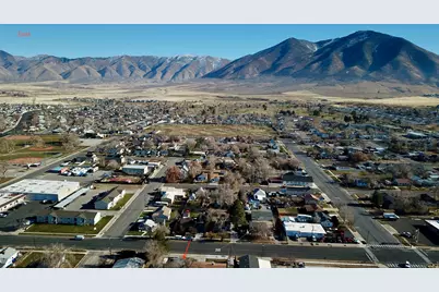 249 N Broadway St, Tooele, UT 84074 - Photo 17