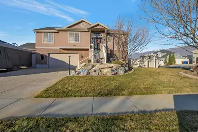 1942 W Silver Spur Way N, Farmington, UT 84025 - Photo 1