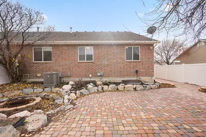 2077 E 1710 S, Spanish Fork, UT 84660 - Photo 23