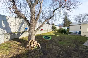 313 E Vagabond Dr, Murray, UT 84107 - Photo 25