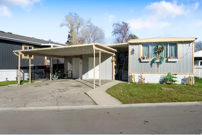 313 E Vagabond Dr, Murray, UT 84107 - Photo 1