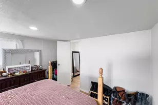 313 E Vagabond Dr, Murray, UT 84107 - Photo 13