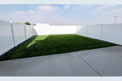 599 N 300 W, Smithfield, UT 84335 - Photo 9