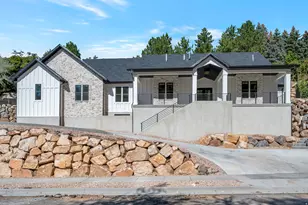 2563 E 2250 N, Layton, UT 84040 - Photo 1