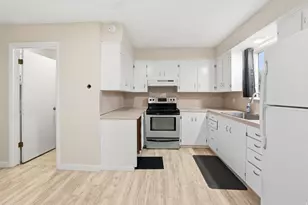 328 E 100 N, Hyrum, UT 84319 - Photo 5