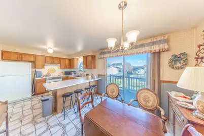 75 E Monticello Dr S, Kaysville, UT 84037 - Photo 3