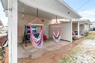 2349 W Chateau Dr, Roy, UT 84067 - Photo 15