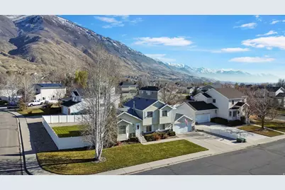 9976 N Oak Rd W, Cedar Hills, UT 84062 - Photo 43