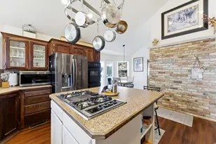 247 W 4050 N, Pleasant View, UT 84414 - Photo 3