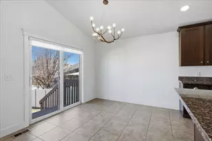 3856 W Coastal Dune Dr, South Jordan, UT 84009 - Photo 9