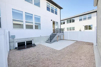 283 E Vaughn Ln #12, Midvale, UT 84047 - Photo 13