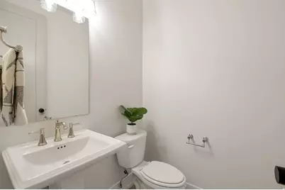 298 N Amber Ln W, Layton, UT 84041 - Photo 17