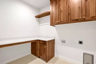 298 N Amber Ln W, Layton, UT 84041 - Photo 19