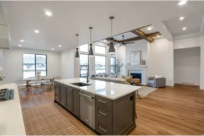 298 N Amber Ln W, Layton, UT 84041 - Photo 13