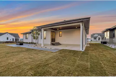 298 N Amber Ln W, Layton, UT 84041 - Photo 43